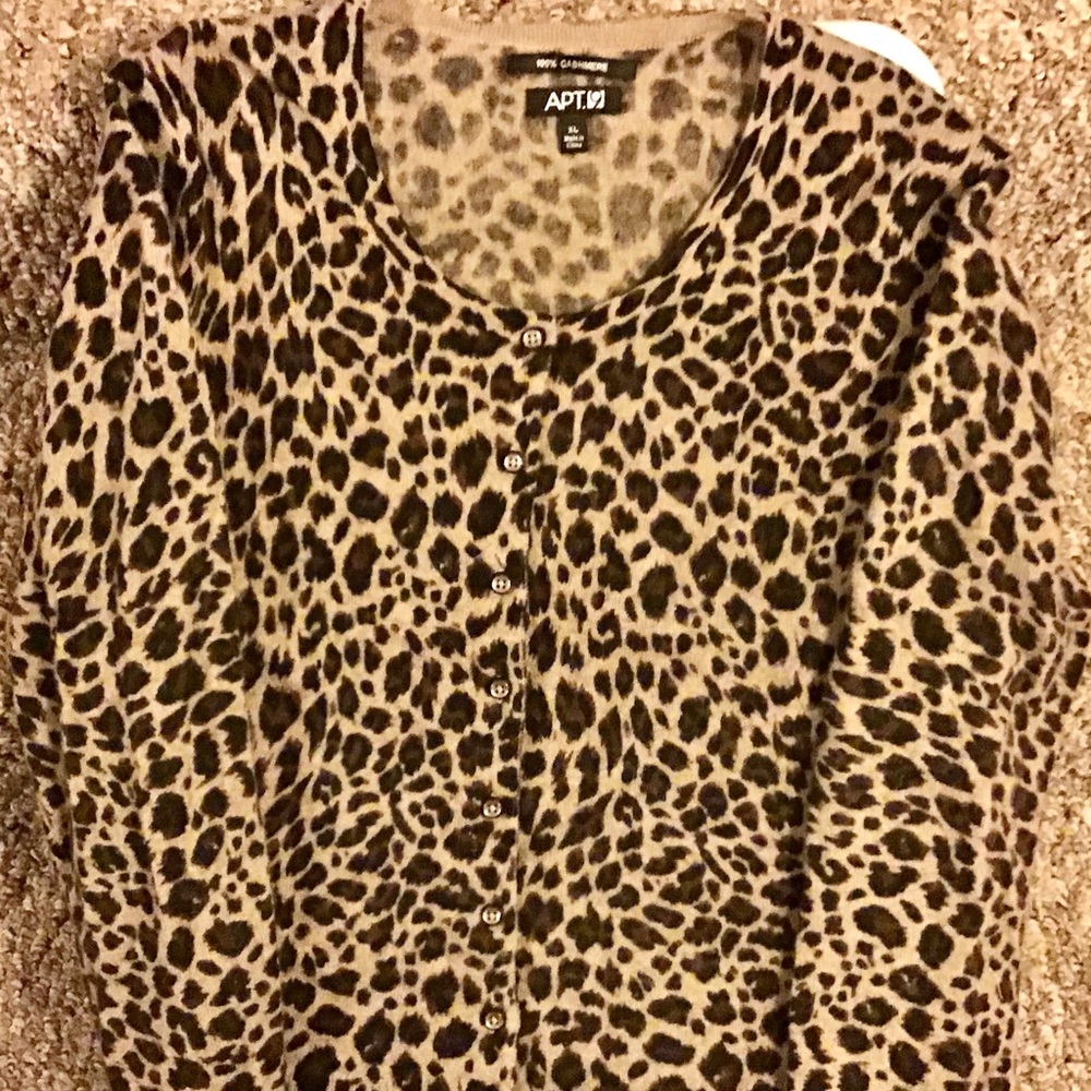 Women’s Cashmere Cardigan